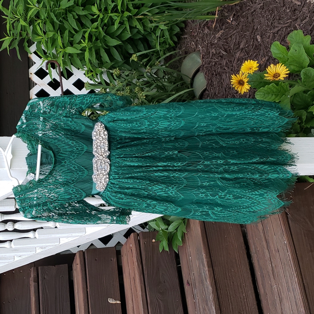 Trish Scully Child size 6